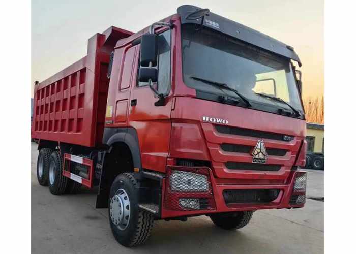 Sinotruk HOWO 6X4 10 Wheels 371HP Dump Truck